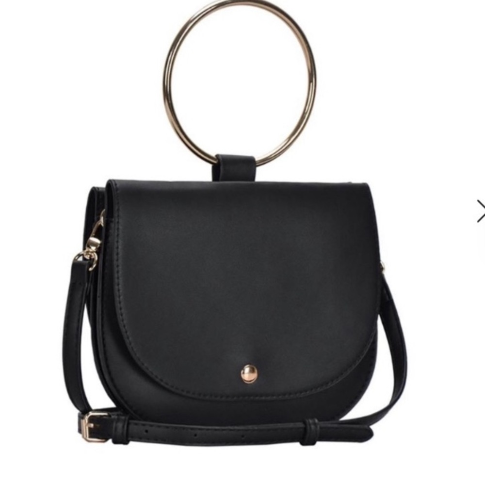 Authentic Madison Wes bag in excellent condition with gold hoop genuine leather